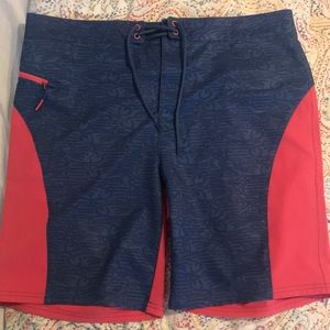 NWT Vineyard Vines Performance men’s bathing suit